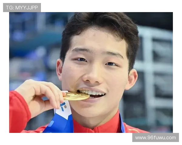 谢思埸凭实力征服赛场展现中国跳水队永不言败精神 谢思埸凭实力征服赛场展现中国跳水队永不言败精神