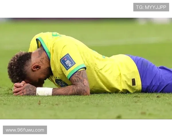 内马尔本赛季第五次受伤巴黎欧冠之路面临严峻考验